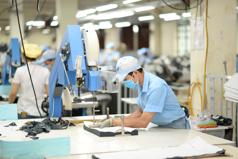 Đơn hàng dù nhiều, doanh nghiệp dệt may vẫn lo - Nhịp sống kinh tế Việt Nam  & Thế giới